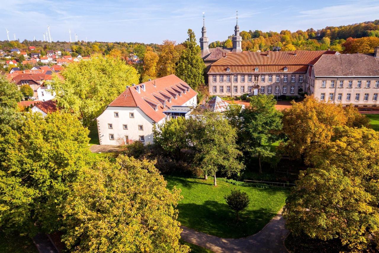 Wohlfuehlhotel Im Schlosspark - Self Checkin 빌레바데센 외부 사진